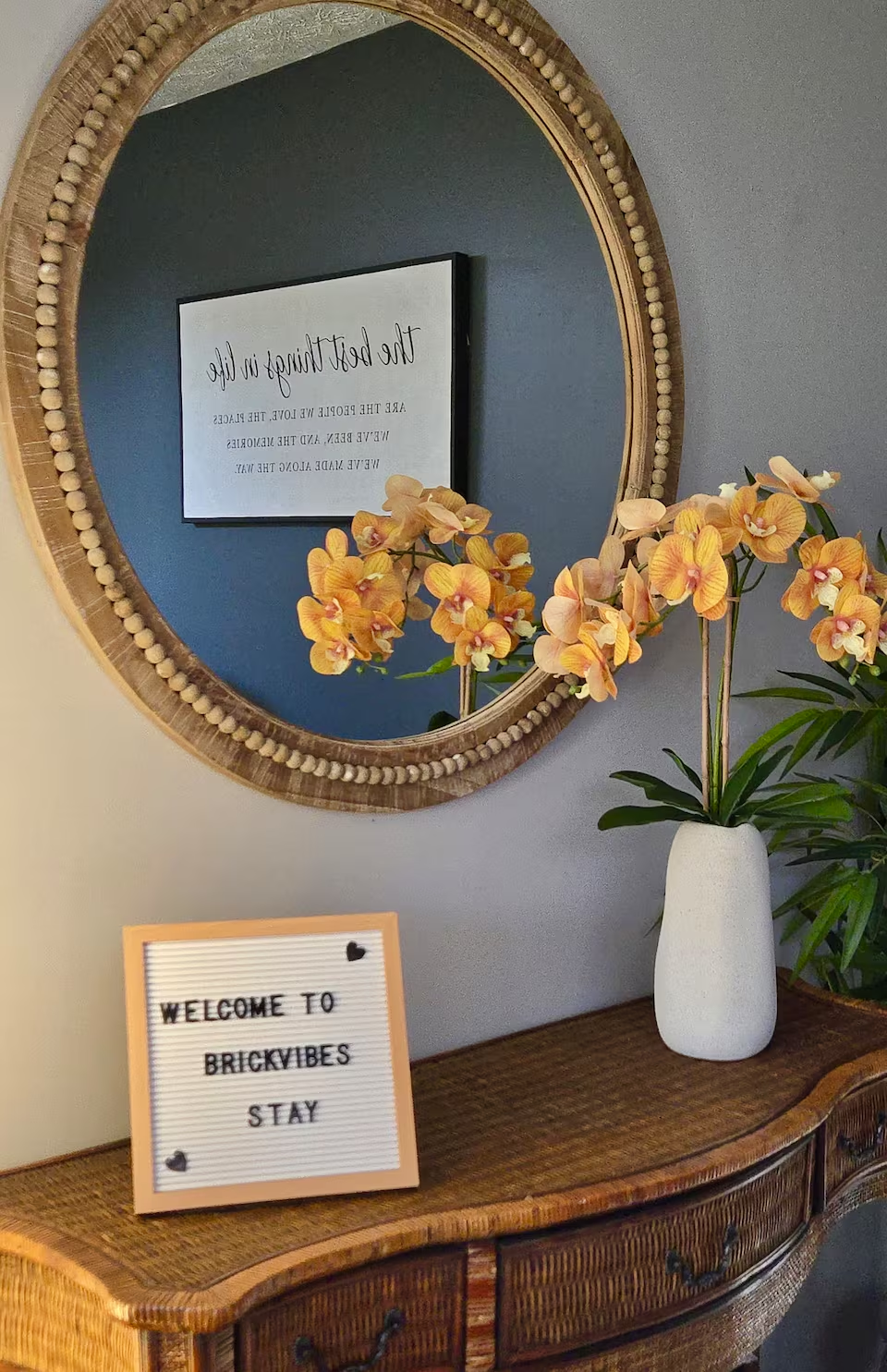 Warm welcome space
